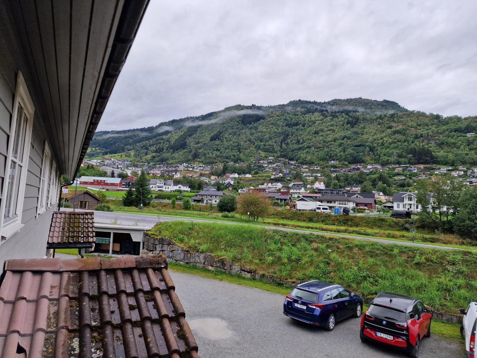 Rom I Bofellesskap Apartment Sogndal Ngoại thất bức ảnh
